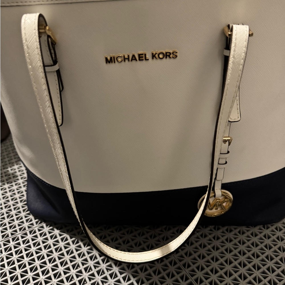 Michael Kors White and Navy Women's Bag